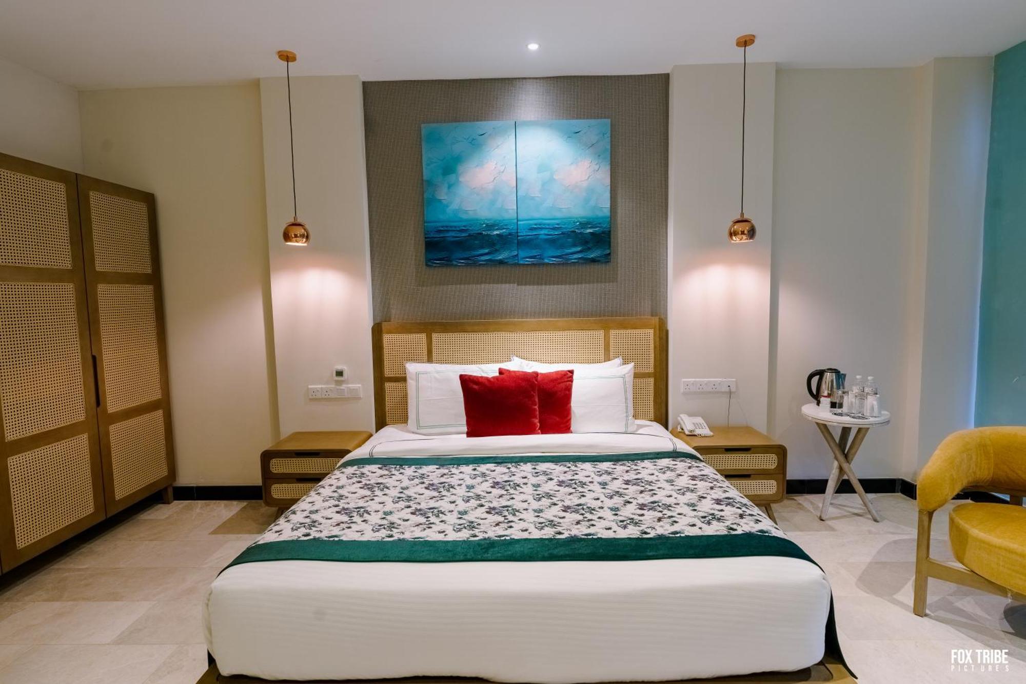 Earl'S Regent Negombo Hotel Bagian luar foto