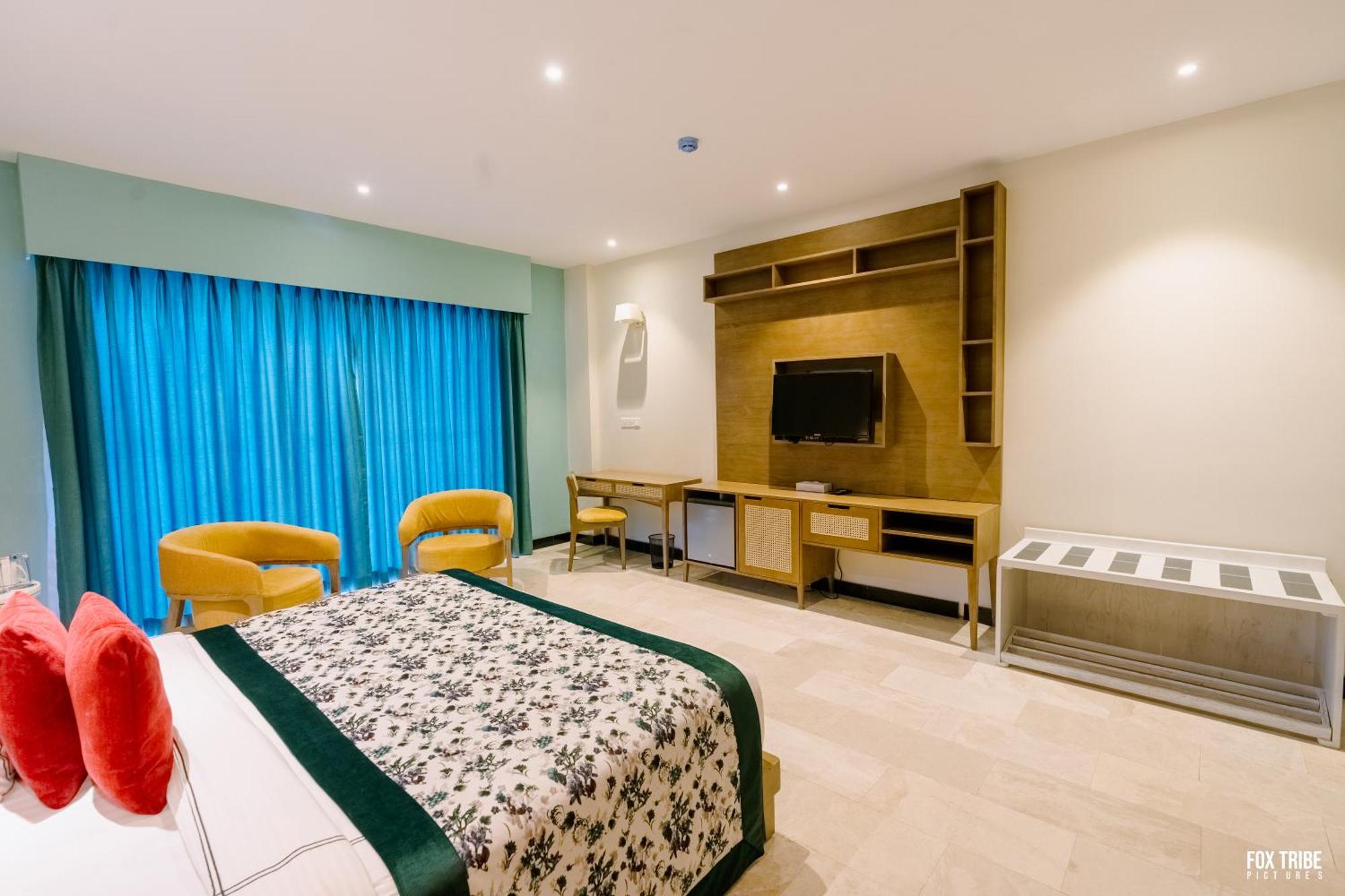 Earl'S Regent Negombo Hotel Bagian luar foto