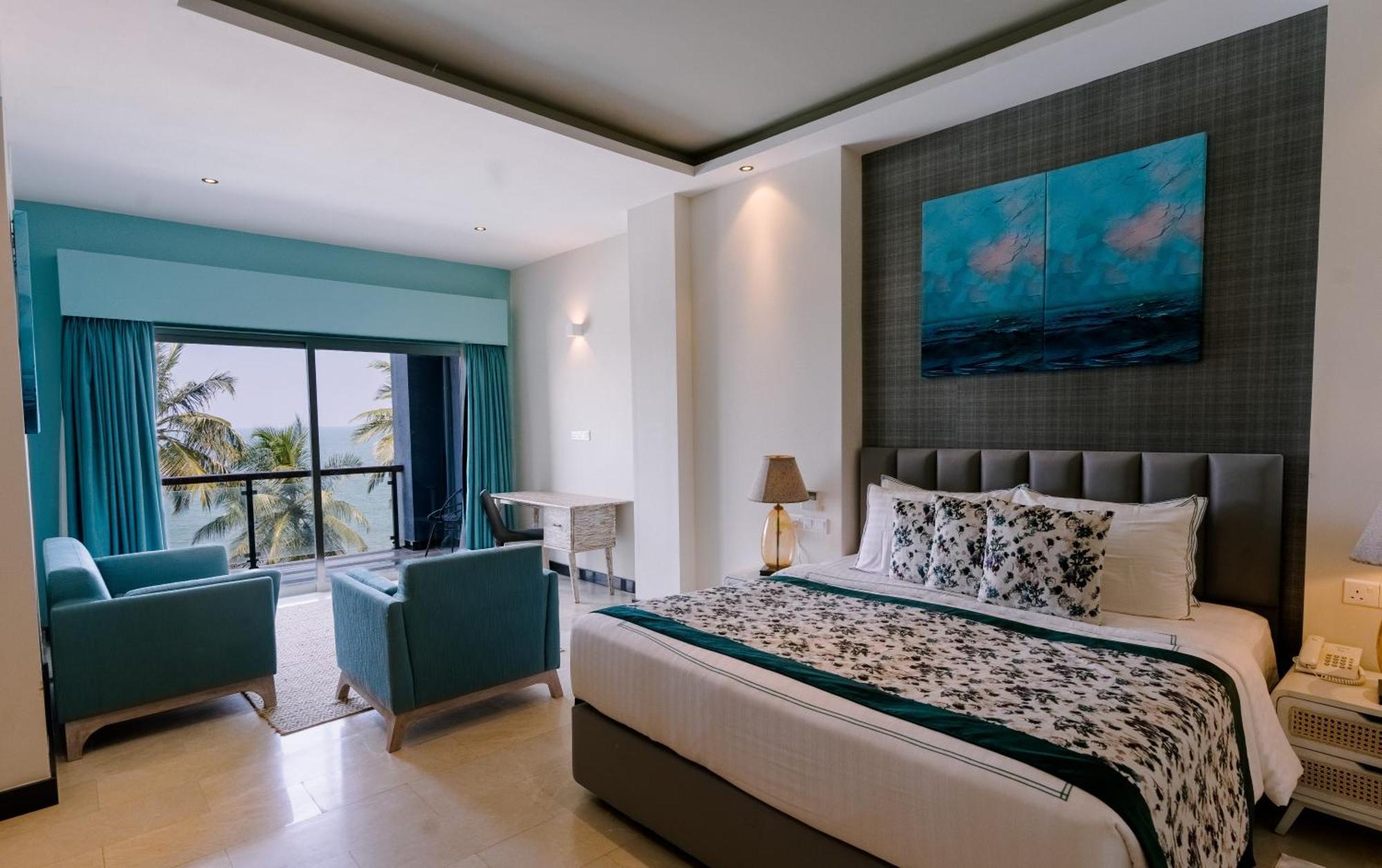 Earl'S Regent Negombo Hotel Bagian luar foto